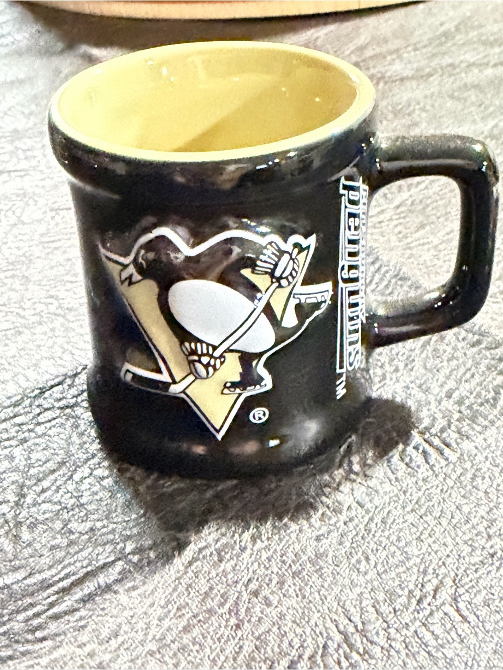Pittsburgh Penguins Black Ceramic shot Mug